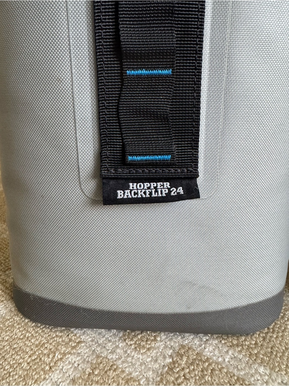 YETI Hopper BackFlip 24 Soft Backpack Cooler Gray Blue Waterproof Insulated - Picture 11 of 15